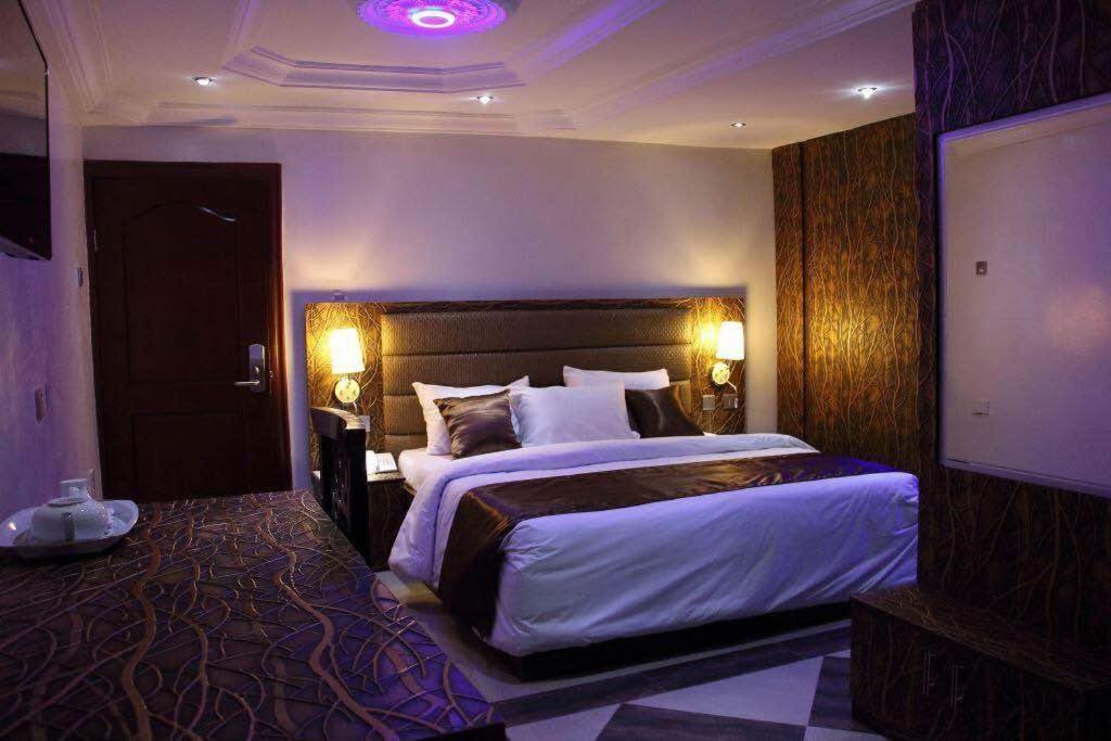 E-Suite Hotel Abuja Dış mekan fotoğraf